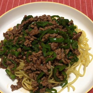 豚ひき肉とピーマンの青椒肉絲風焼きそば